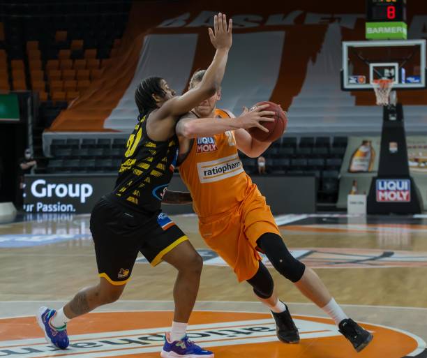 球员职业生 球员职业生