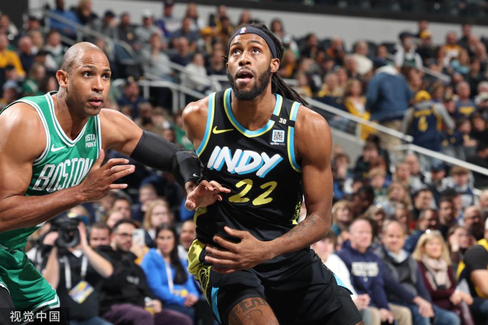 赛中展现一 赛中展现一