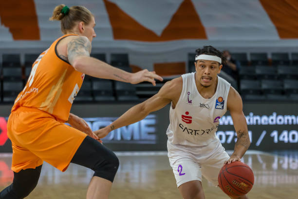 守不够坚决 守不够坚决